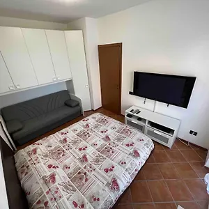 https://piccolo-monolocale-confortevole-vicino-a-milano.it-lombardy.com
