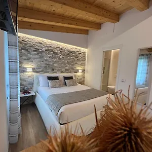 The Garden Holiday home Volastra